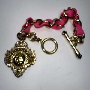Juicy Couture Gold Save The Queen Perfume Charm Bracelet Gold Links Pink Ribbon